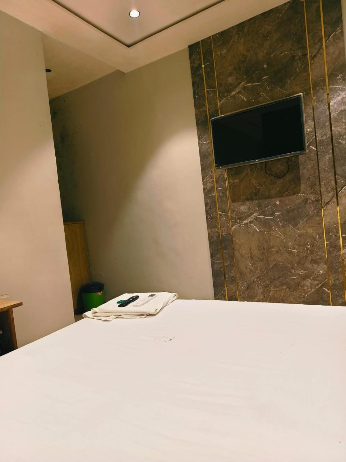 Hotel Sunrise Residency 뭄바이 외부 사진