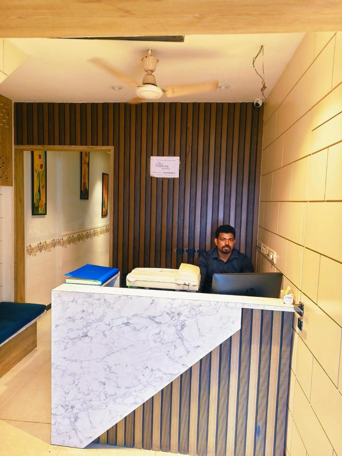 Hotel Sunrise Residency 뭄바이 외부 사진